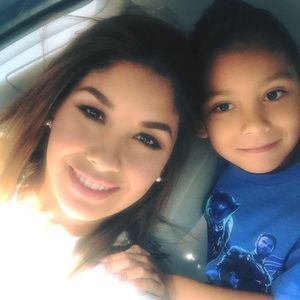 Meet your Posher, Ana